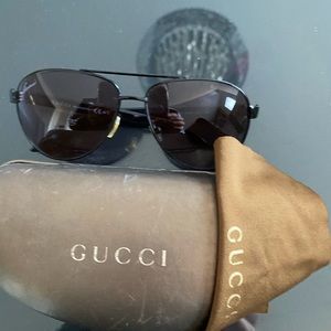 Gucci aviator sunglasses